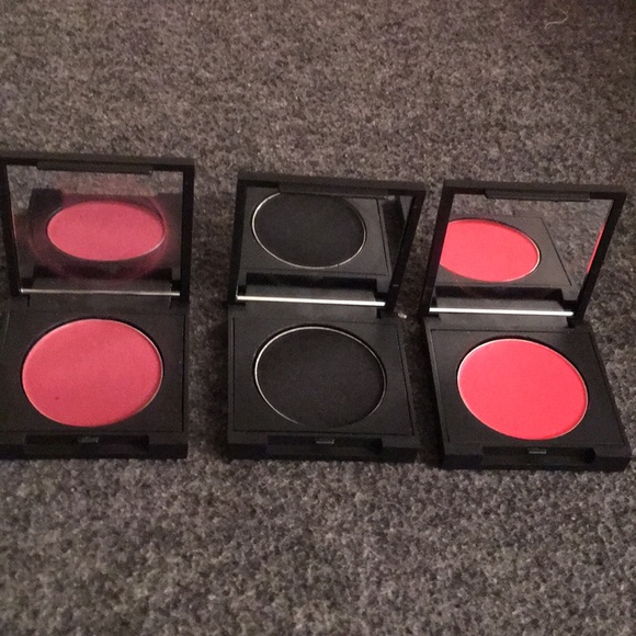 Other - 🔥Sale🔥3 Eyeshadows..NWOT..(sealed)